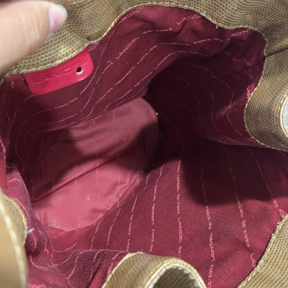 Lancel Elsa Sellier Brown/tan Leather Drawstring Bucket Handbag - Picture 6 of 16